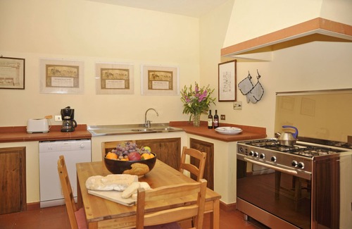 Magliano Sabina Villa | Tenuta Santa Cristina - Luxury 8 beds Villa w/private Pool and Tennis near Rome