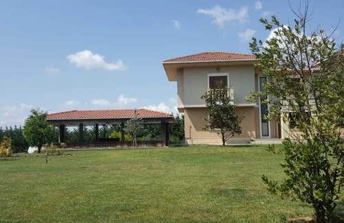 Buyukcekmece Villa | Tepekent'te Kiralik Mustakil HAvuzlu Villa