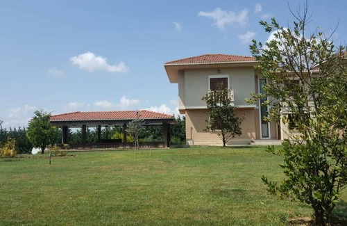 Buyukcekmece Villa | Tepekentte Mustakil Villa