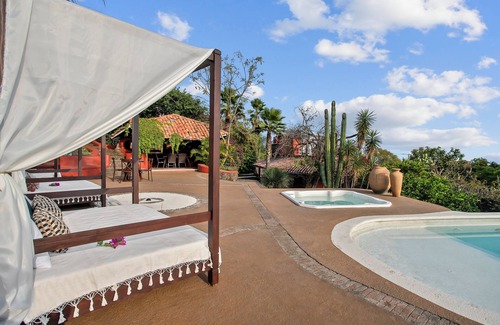 Tepoztlan Villa | Tepoztlan Retreat: Casanevo Bliss, 10 Guests, A/C