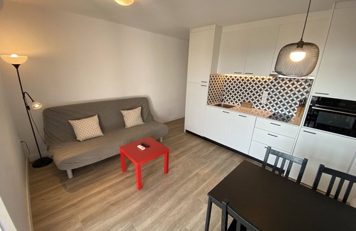 Mas Pinell Apartment | TER 31C - Renewed, sea views, A/C and with pool