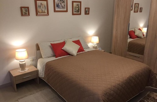Paola Apartment | Teresa