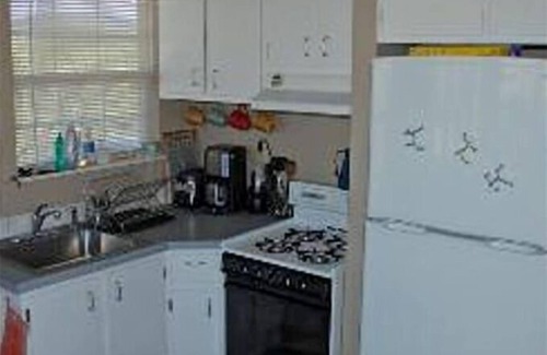 Alpine House | Terlingua Ranch Retreat: Enviro Friendly Home