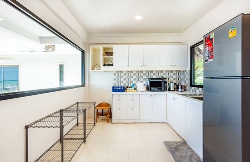 Cha-am Villa | Termsuk Beachfront: 6-Bedroom Villa, Pool, BBQ, Surfing, Karaoke & Breakfast!