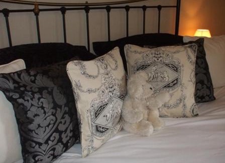 Wollerton Bed & Breakfast | Ternhill Farm House - 5 Star Guest Accommodation with optional award winning breakfast