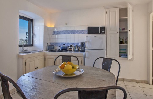 Calenzana Apartment | Terra appart climatisé ambiance village paisible tous commerces à pied