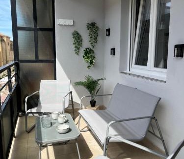 Santo Domingo de la Calzada Apartment | Terraza en el centro del espolón