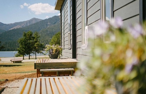West Yellowstone Cabin | Terra Nova Cabins