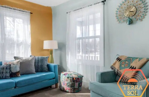 Grand Rapids House | Terra Sol ☀️ Bright Home Conveniently Located!