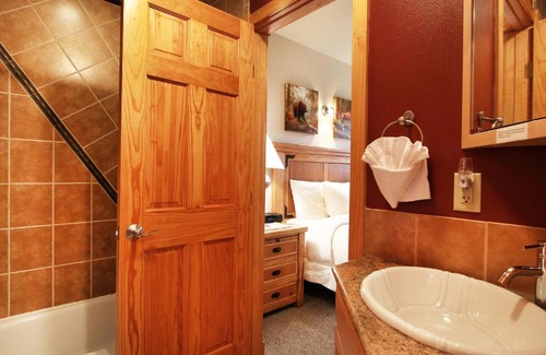Estes Park Apartment | Terra Tomah Mountain 40B Condo