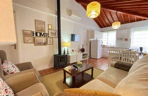 Ribeira Grande House | Terra VivAz - Ribeira Cottage Garden Suite