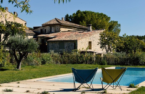 Lourmarin House | Terrace apartment at the foot of the Luberon hills in Lourmarin