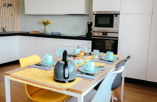 Plouguerneau Apartment | Terrace facing the ocean for 4 people