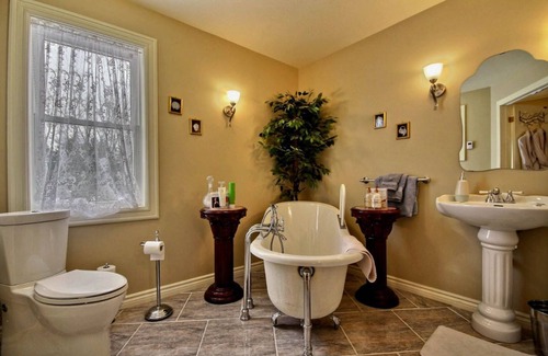 North Dundas Bed & Breakfast | Terrace Green Bed & Breakfast