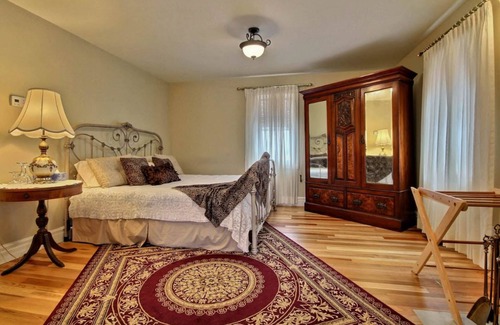 North Dundas Bed & Breakfast | Terrace Green Bed & Breakfast