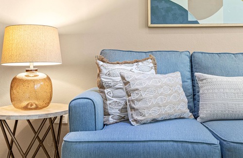 Punta Las Marias Apartment | Terrain Flat | Spacious suite apartment with beautiful views of San Juan!