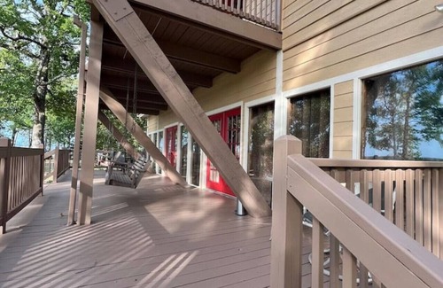 Negreet House | TerraLargo A Family Friendly Getaway Sleeps 10