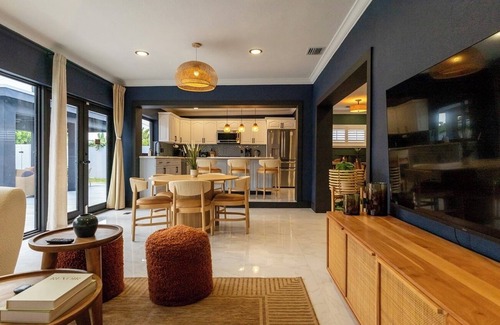 Westchester House | Terramar Villa- Luxury near Doral & MIA