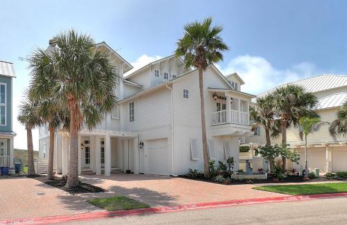 Cinnamon Shore House | Terrance Point 190 SE