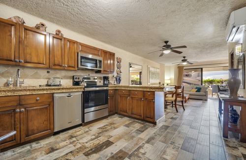 Marina Condo | Terrasol 153, In the heart of everything, 10 min walk to Downtown