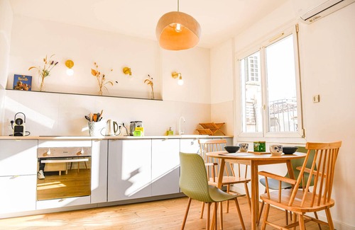 Le Camas Apartment | Terrasse ensoleillée au coeur du Cours Julien