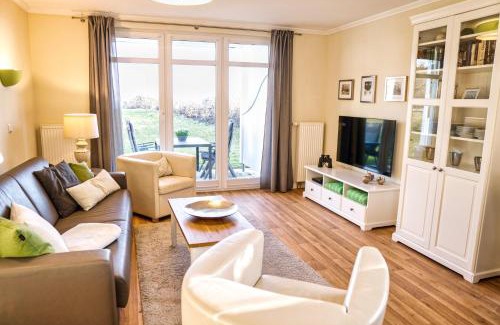 Gohren Apartment | Terrasse, gratis Nutzung vom AHOI Erlebnisbad und Sauna in Sellin - Meeresblick FeWo 12