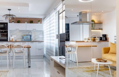 La Cote Radieuse Apartment | Terrasses du Levant by Interhome