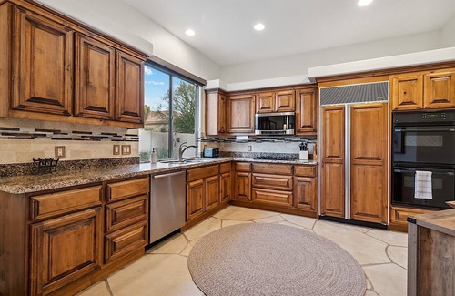 Pinnacle Peak House | Terravita Golf Home - 4 Beds - Heated Pool & Spa & Country Club & Social Privileges - 30 Day Min