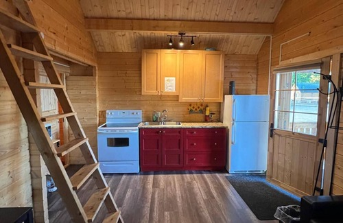 Seguin Cabin | Terrawoods Resort Muskoka