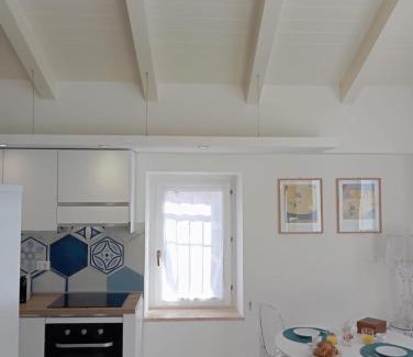 Historical Downtown Salerno Apartment | Terrazza a Santa Lucia