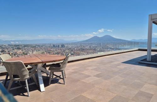 Vomero Apartment | Terrazza Manù - loft suspended over the city-Vomero