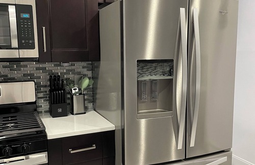 Roosevelt Apartment | Terrific 2-bedroom apartment in Roosevelt with AC, WiFi. Very peaceful & quiet n