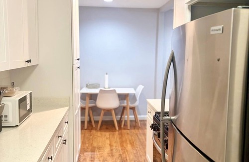 Oak Cliff House | Terrific 2-bedroom house with AC in Dallas