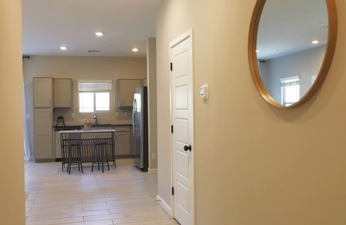 North Mountain House | Terrific 3-bedroom townhome with AC in sunny Phoenix