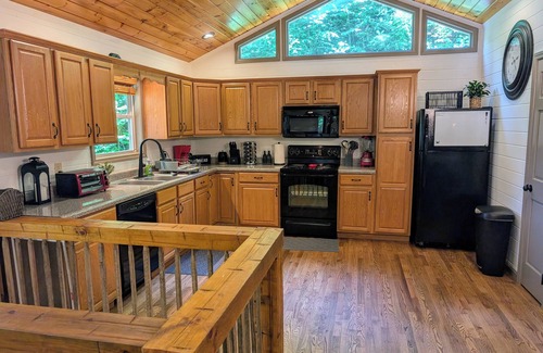 Robbinsville Apartment | Terrific 3-bedroom apartment in Robbinsville