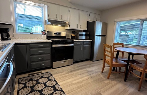 South Haven Apartment | Terrific Two Bedroom Long Term Rental!