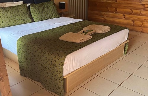 Mataranka Hotel | Territory Manor Motel & Caravan Park