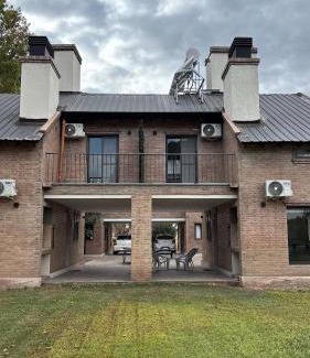 Guaymallen Apartment | Terroir Village - Complejo de 4 duplex