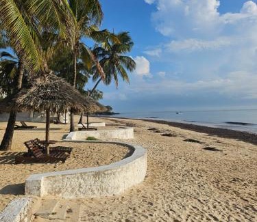 Malindi Marine National Park Apartment | Terry's Harbour Key Cottage