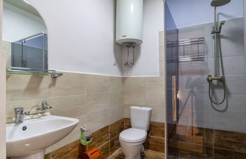 Osh Hotel | Tes Hotel