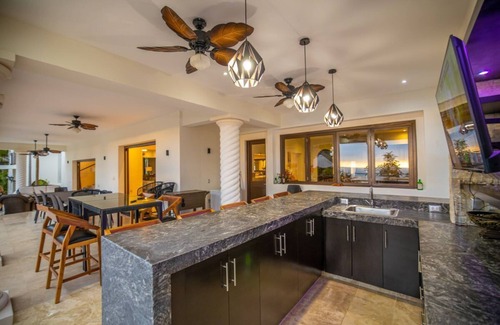 South Shore Hotel Area Villa | Tesoro Del Mar in Puerto Vallarta by Personal Villas - Best Nature Experience