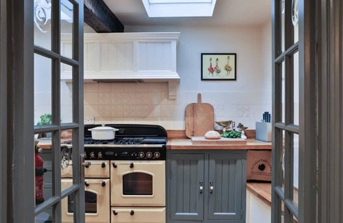 Tetbury House | Tetbury Town Centre Cotswold Cottage