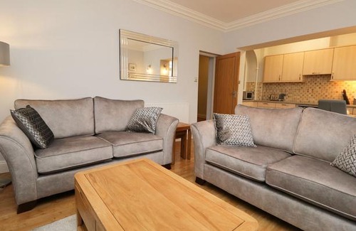 Bowness-on-Windermere Cottage | Tethera