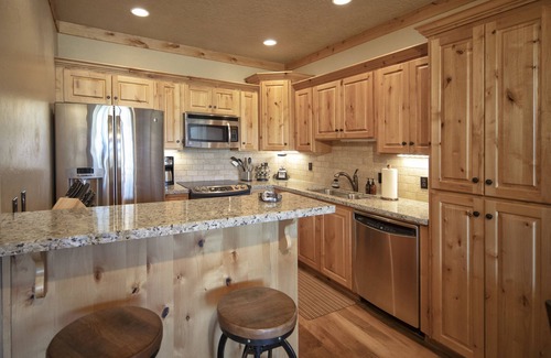 Victor Condo | Teton Springs Condo #308 in Victor w/A/C, W/D, WiFi, Balcony, Grill & Garage