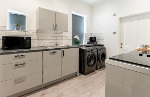 Wolverhampton Apartment | Tettenhall Lodge Apartment
