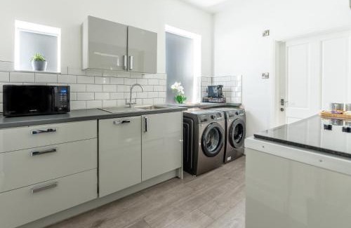 Wolverhampton Apartment | Tettenhall Lodge Apartment
