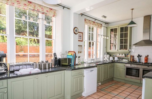 Skendleby Cottage | TEULONS HALL, pet friendly, character holiday cottage in Spilsby