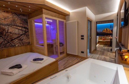 Chies d'Alpago Bed & Breakfast | TEVERONE SUITES - Room Scoiattolo