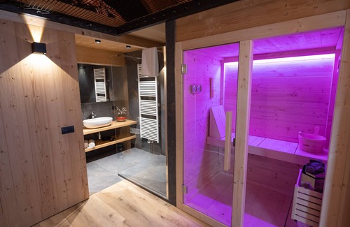 Chies d'Alpago Bed & Breakfast | TEVERONE SUITES - Room Camoscio