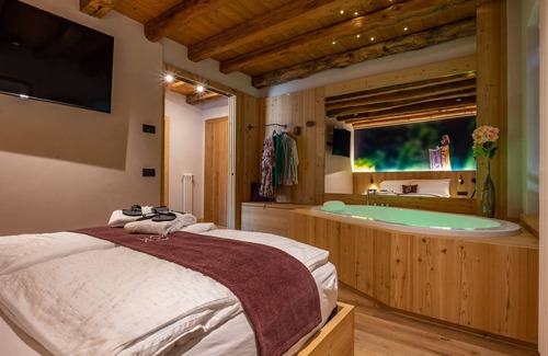 Chies d'Alpago Bed & Breakfast | TEVERONE SUITES & WELLNESS - Camera Civetta
